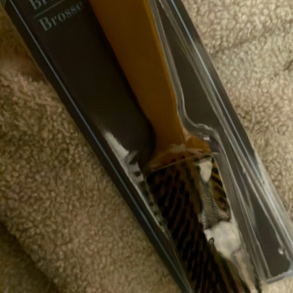 Soft brush hard bristles